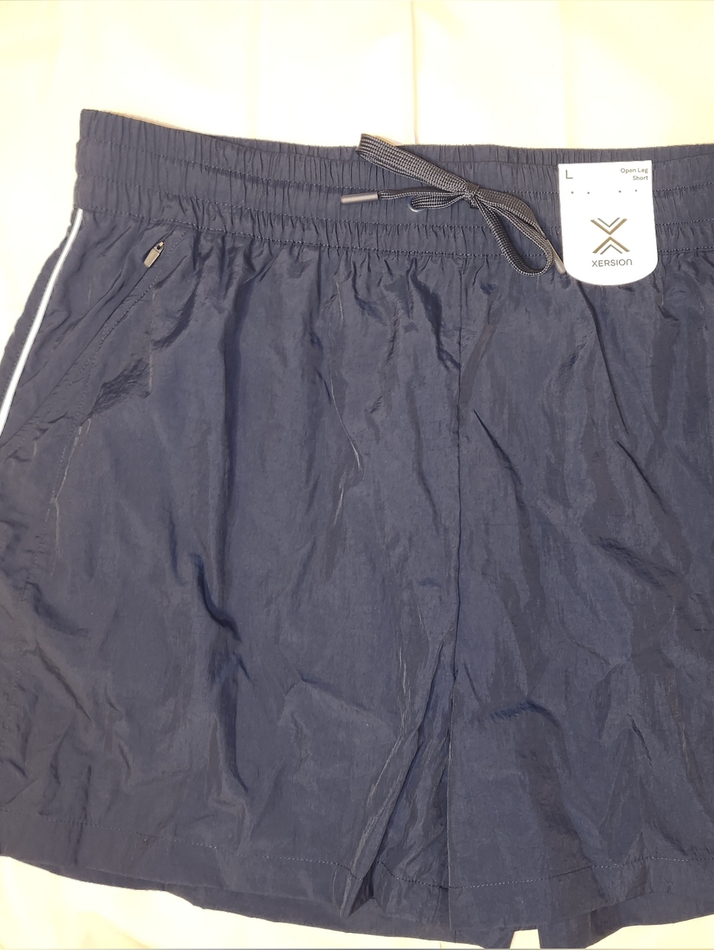 Women's Large Navy Athletic Shorts with Drawstring